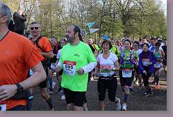 02 Marathon Cheverny 163 * 680 x 453 * (169KB)